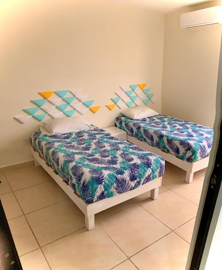 Yellowsub Apartments Cancun Luaran gambar